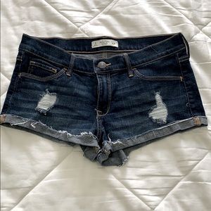 Low rise ripped denim shorts (: